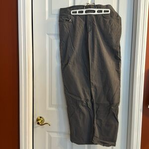 Men’s gray Carhartt relaxed fit size 34X 32.